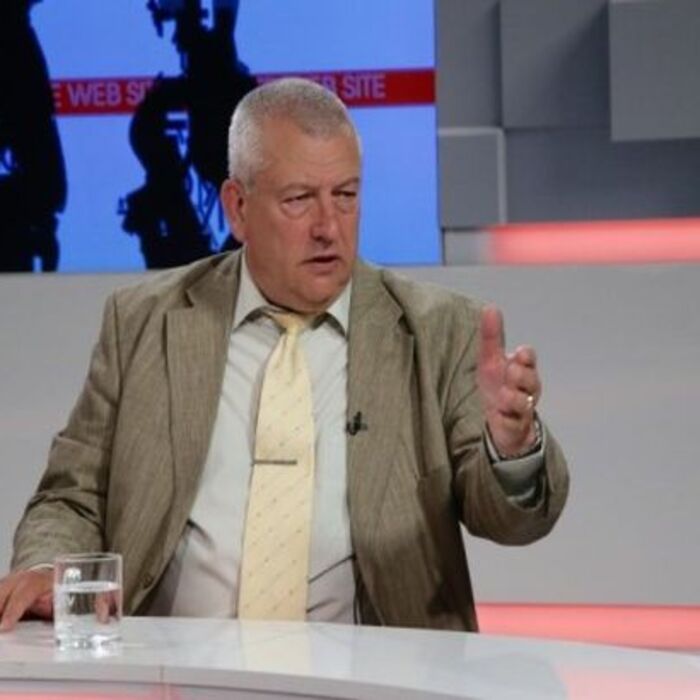 24_700x700_crop_478b24840a