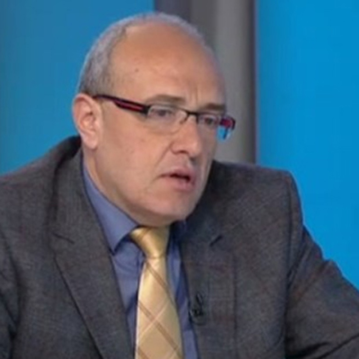 kalin-gaidarov-24-casa_700x700_crop_478b24840a