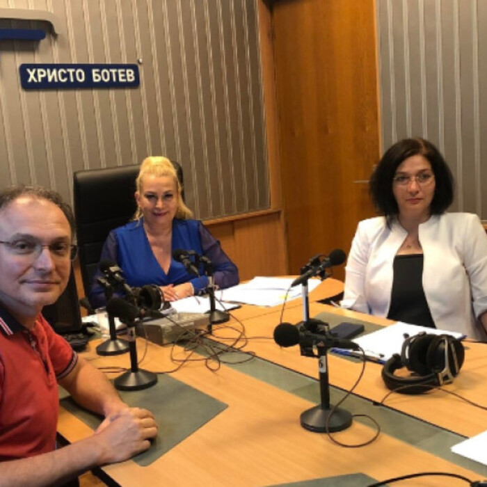 4_700x700_crop_478b24840a