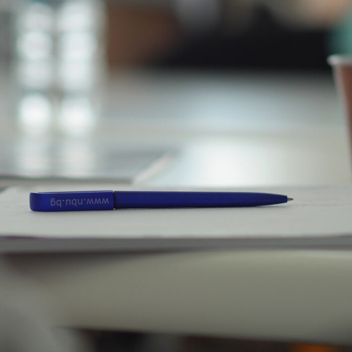 p1140647-06_700x700_crop_478b24840a